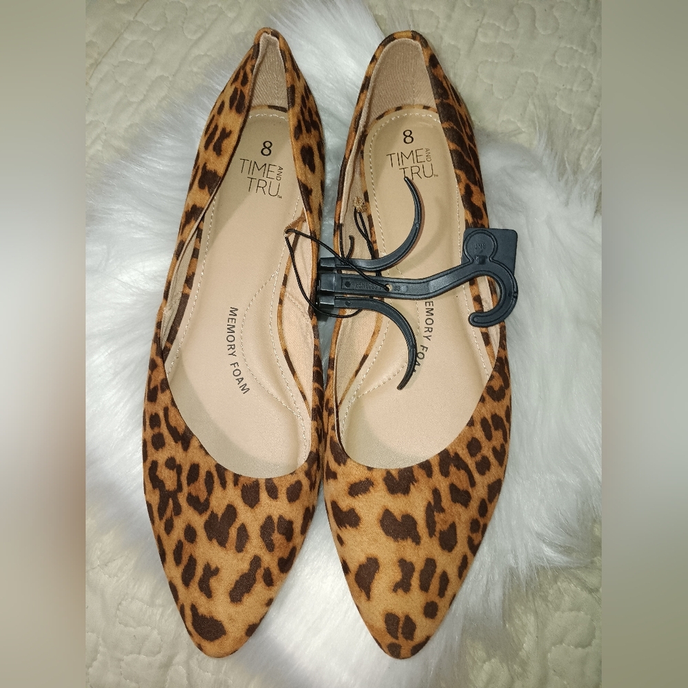 Time and Tru Women's Leopard Print Flats